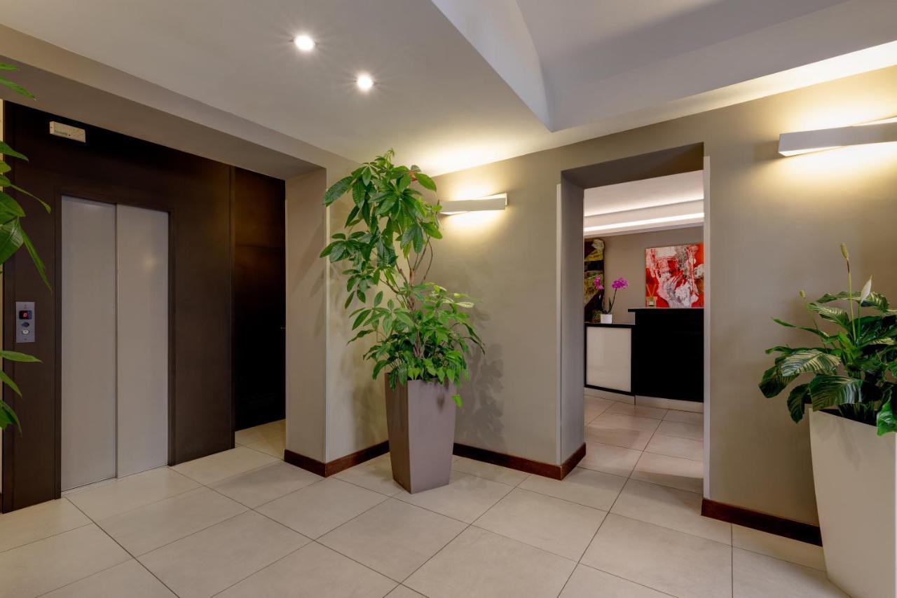 רומא Hotel Rinascimento - Gruppo Trevi Hotels מראה חיצוני תמונה