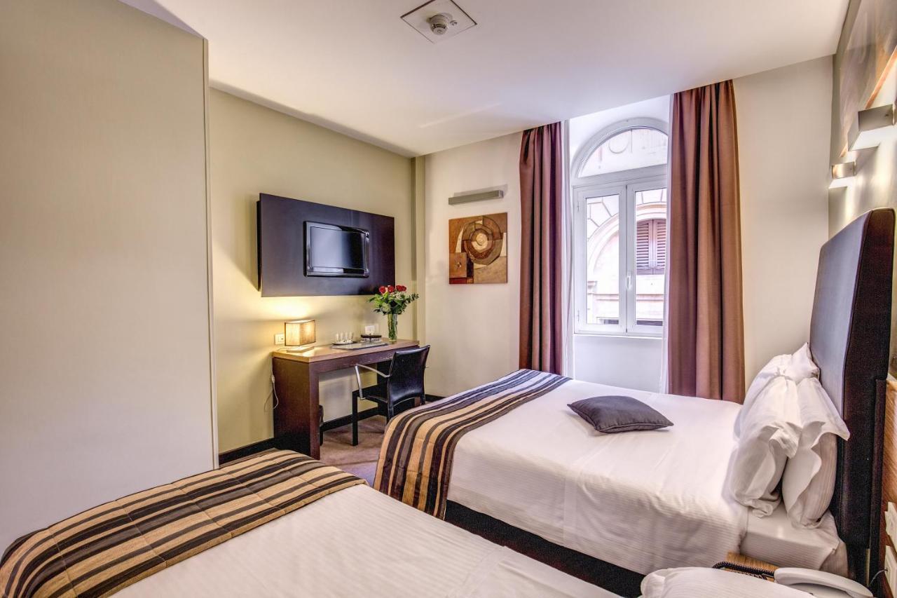 רומא Hotel Rinascimento - Gruppo Trevi Hotels מראה חיצוני תמונה