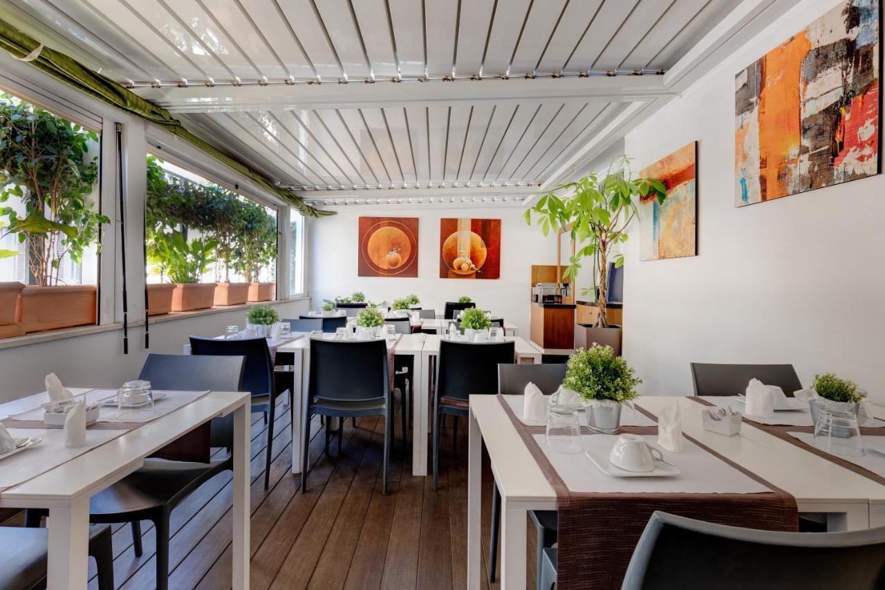 רומא Hotel Rinascimento - Gruppo Trevi Hotels מראה חיצוני תמונה