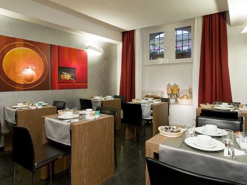 רומא Hotel Rinascimento - Gruppo Trevi Hotels מראה חיצוני תמונה