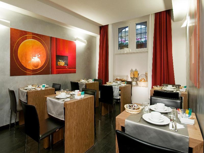 רומא Hotel Rinascimento - Gruppo Trevi Hotels מראה חיצוני תמונה