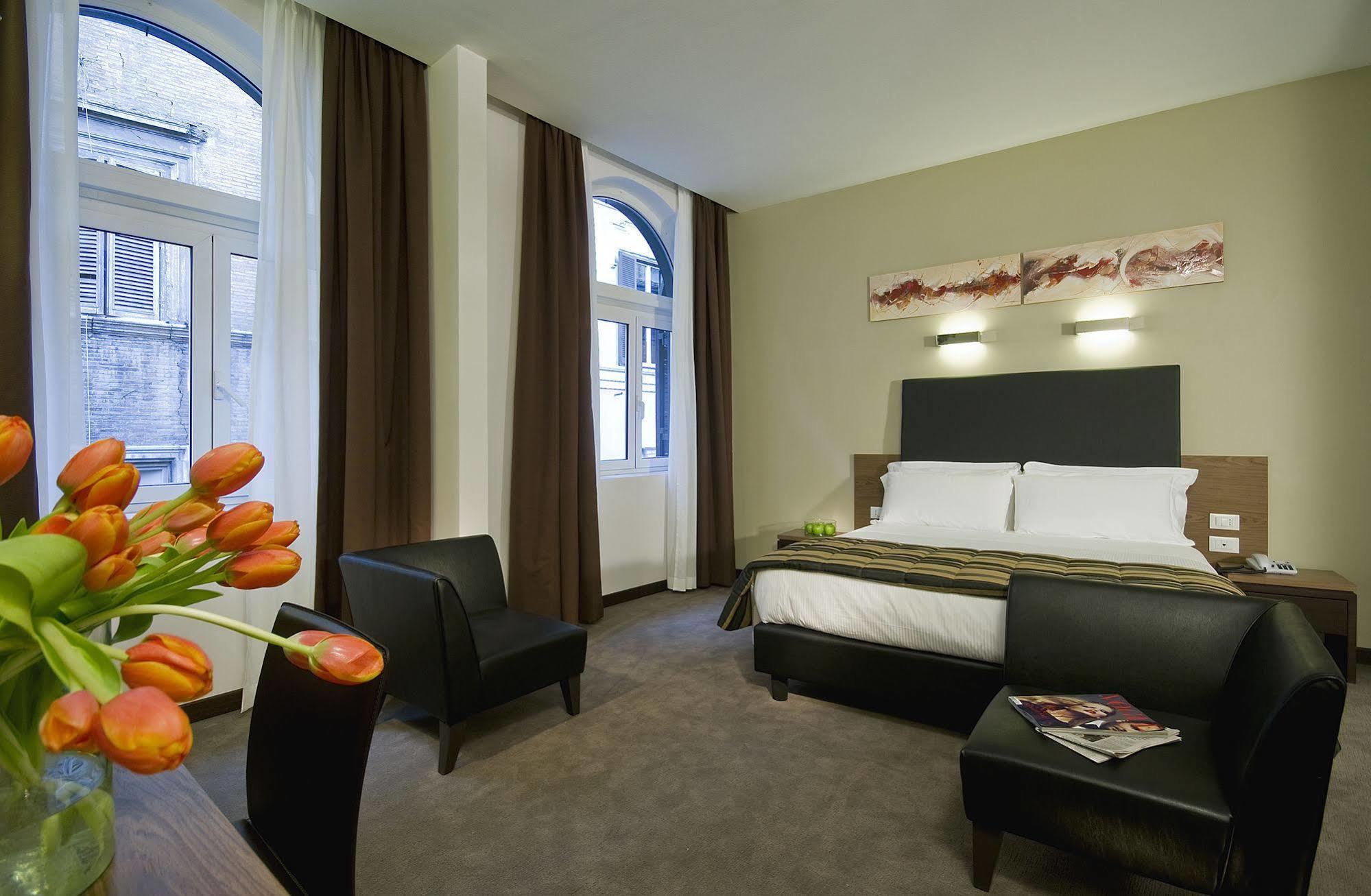 רומא Hotel Rinascimento - Gruppo Trevi Hotels מראה חיצוני תמונה